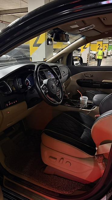 дизель автомат: Kia Carnival: 2019 г., 2.2 л, Автомат, Дизель, Минивэн — 4
