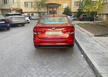 hongqi e qm5: Kia Rio: 2016 г., 1.6 л, Автомат, Седан — 3