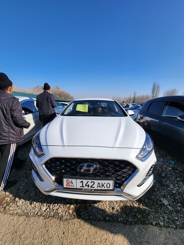 Hyundai: Hyundai Sonata: 1988 г., 2 л, Автомат, Газ, Седан