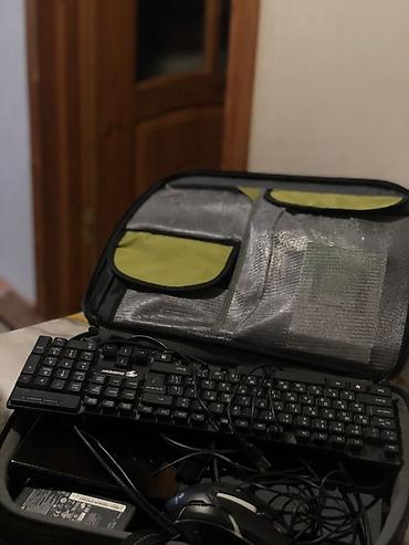 acer chromebook: Acer noutbuk + aksessuar dəsti Məhsul tərkibi: - Acer noutbuk (qara — 6