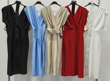 Haljine: 💥Elegantna midi haljina sa pojasom
Cena 2500 din — 9