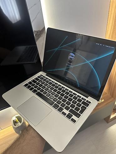 macbook pro 2017 i5: Macbook Pro 13 inch early satılır. Prosessor 2,7 GHz iki nüvəli İntel — 3