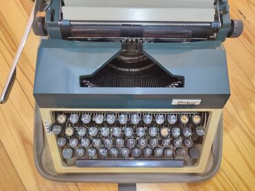 Çamadanlar: Məhsul: Retro sərt çamadan/qutu tipli çanta - Material: sərt — 5