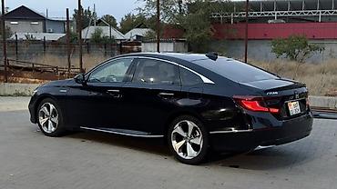 аккорд гибрид: Honda Accord: 2020 г., 2 л, Автомат, Гибрид, Седан — 4