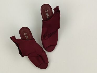 ccc buty damskie klapki na koturnie: Sandały damskie, rozmiar 39