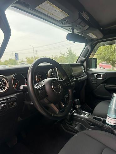 Продажа авто: Jeep Wrangler: 2020 г., Автомат, Бензин, Внедорожник — 2