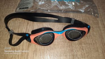 шапка и очки для плавания: Продам детские плавательные очки Indigo, новые