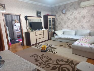 Həyət evləri və villaların satışı: Sulutəpə qəs. 3 otaqlı, 80 kv. m, Orta təmir