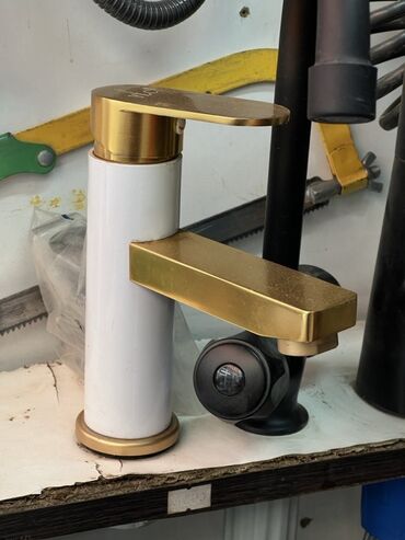 миксер для раствора: Смеситель для умывальника (однорычажный) - Дизайн: сочетание матового