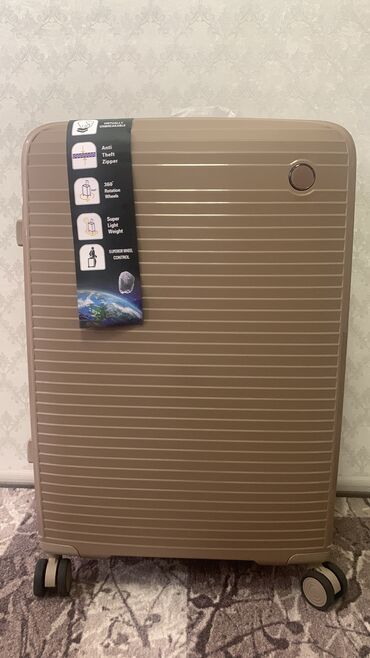 Сумки: Продается новый чемодан!!!