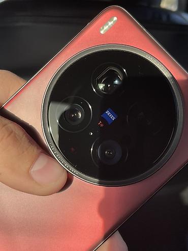 mi a4: Vivo X200 Ultra, Б/у, 256 ГБ, цвет - Красный, 1 SIM, 2 SIM, eSIM — 2