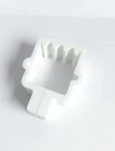 Proizvodi od rolovanog metala, metalni kanali: Panelna ograda 3d boja bela ral 9010. Panelna ogradafence system — 27