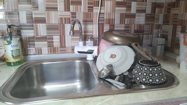 столешница под раковину: Moyka satilir, kransiz, ter temizdi