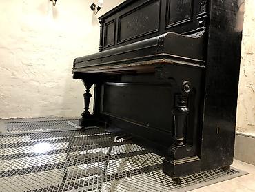 ikinci el gitara: Gədimi pianino! — 7