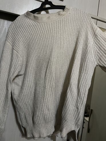 свитер белый: Женский свитер