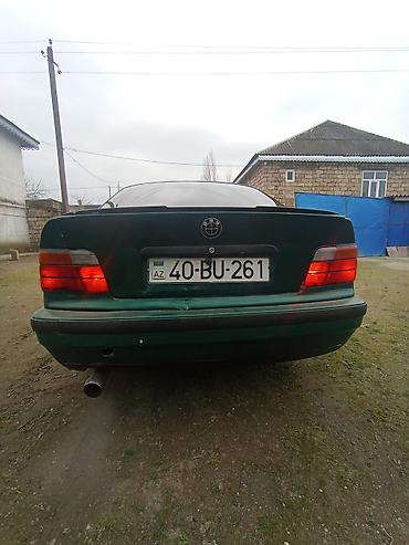 BMW: BMW 3 series: 2 l | 1993 il Sedan — 5