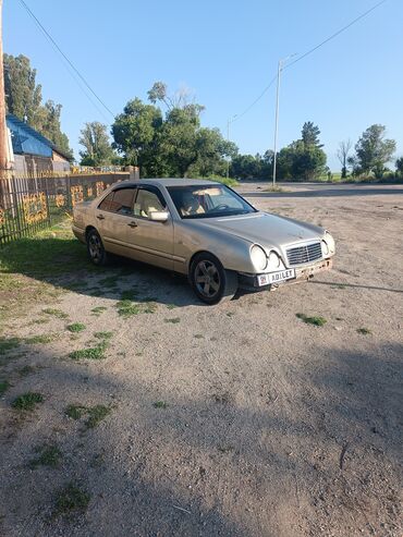 продаю мерс сешка: Mercedes-Benz C-Class: 1995 г., 2.3 л, Механика, Бензин, Седан