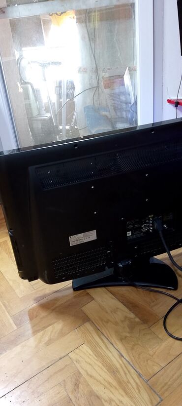 Televizori: TV lcd LG 32 inča ili 82 dijagonala ekrana sa daljinskim upravljačem — 5