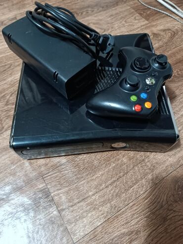компьютер буу: Игровая приставка Microsoft Xbox 360 S не прошитый