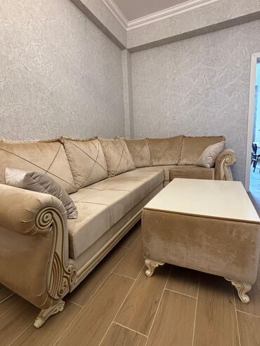 истикбал мебель в баку: RumiKunc divan 350₼ .Acilan bazalin.Unvan 28 may &Rumi