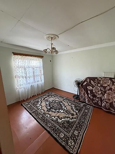 ev vaqon satilir: 2 otaqlı, 38 kv. m, Orta təmir — 7