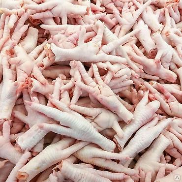 Куриные субпродукты: лапки и головы - Куриные лапки, тщательно