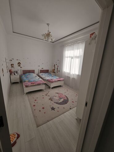 Uzunmüddətli kirayə evlər: 200 kv. m, 5 otaqlı, İnternet, Telefon, Qaz -da lalafo.az — 14 Uzunmüddətli kirayə evlər: 200 kv. m, 5 otaqlı, İnternet, Telefon, Qaz — 14