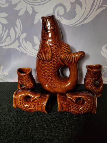 Čaše: Komplet nov za pice rucni rad 60te.Poljska. Komplet braon,rucni — 2