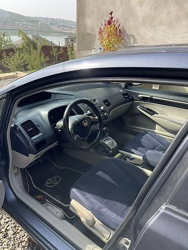 maşın ucun dinamik: Honda Civic: 1.3 l | 2008 il Sedan — 9