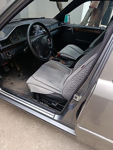 Mercedes-Benz: Mercedes-Benz E-Class: 1990 г., 2 л, Ручные, Бензин — 2