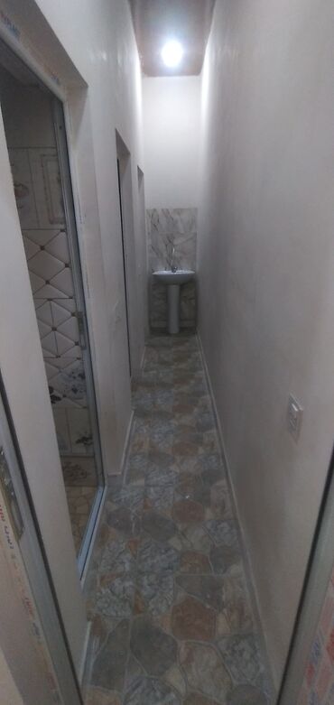 Uzunmüddətli kirayə evlər: 2 kv. m, 5 otaqlı, Artezian quyusu, Qaz, Kanalizasiya — 8