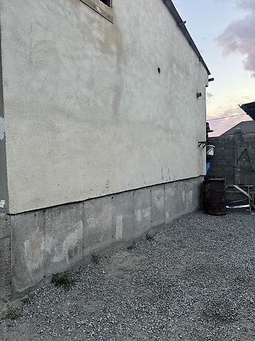Продажа коттеджей и домов: Собственник!!! Продаю дом в ж/м Ак-Ордо2 по улице Сары-Жаз, Вверх от — 16