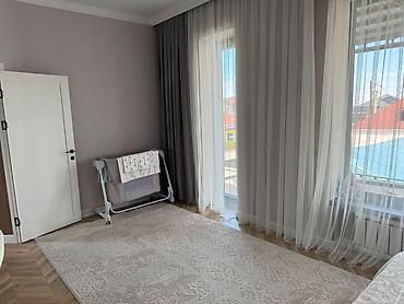 жилье в киргизии: 3 комнаты, 130 м², 3 соток, Бишкек, Киргизия 1 Риэлтор — 5