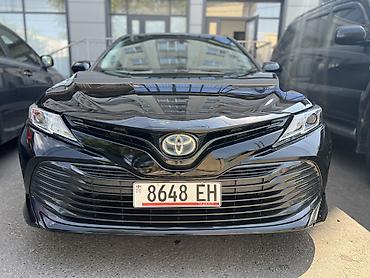 места: Toyota Camry: 2020 г., 2.5 л, Автомат, Гибрид, Седан — 1