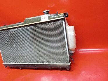 Радиаторы: Радиатор охлаждения двигателя SUBARU (б/у) ОРИГИНАЛЬНАЯ — 4