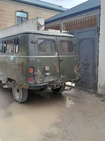 3 kameralı videoregistrator: UAZ “Buxanka” tipli mikroavtobus/van - Kuzov: 4 yan qapılı, iki arxa