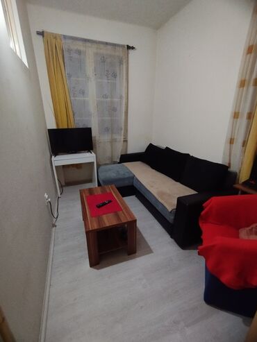 divns jakna sa zecijim krznom koje se skida iko: 3 bedroom, 60 sq. m, 1 Floor Number