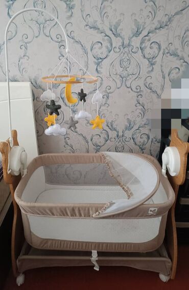 стул для прихожей: COOL BABY firma İdeal vəziyyətdə daşınan beşik 0-2yasa kimi istfadə