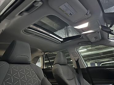 sequoia 2010: Toyota RAV4: 2022 г., 2.5 л, Автомат, Гибрид, Кроссовер — 7