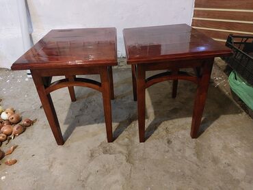 transformer uşaq konvertləri: Журнальный стол, Б/у, Нераскладной, Дерево, Квадратный стол