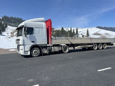 купить фронтальный погрузчик бу: Тягач, DAF, 2000 г., Бортовой