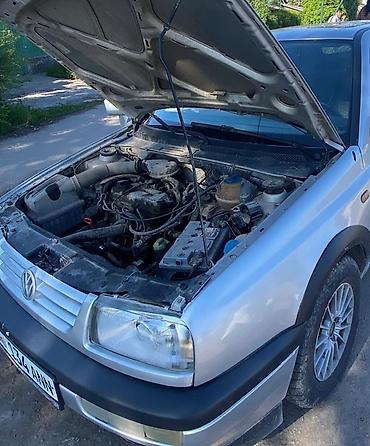 s4 2 2: Volkswagen Vento: 1996 г., 1.8 л, Механика, Бензин, Седан — 5