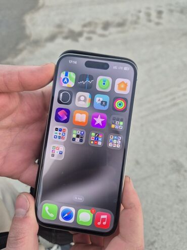 Apple iPhone: IPhone 15 Pro, 128 GB, Natural Titanium, Face ID — 9