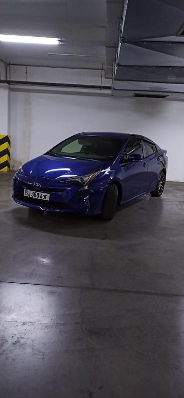 разметка дорог: Toyota Prius: 2018 г., 1.8 л, Автомат, Гибрид, Лифтбек — 3