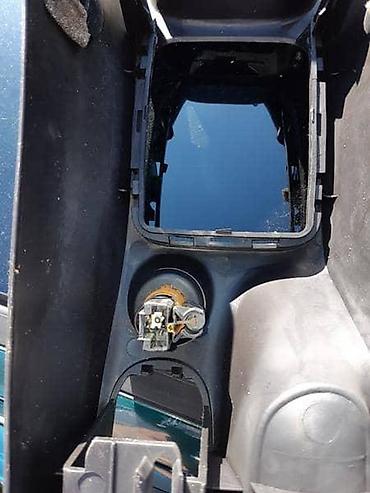 goran auto vrbas: SREDIŠNJA KONZOLA SA UPALJAČEM ZA PEUGEOT 206 | Središnja konzola sa — 2