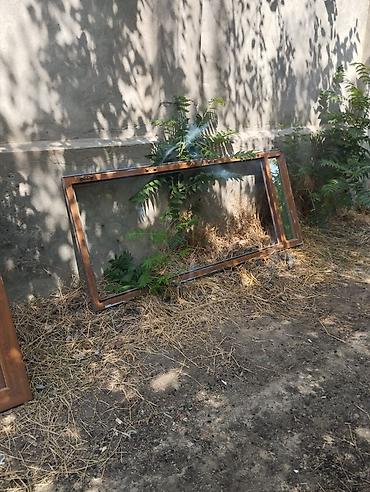 Ağac görünümlü şüşəli qapı və çərçivə Plastikqapi satilir lalafo.az -da Ağac görünümlü şüşəli qapı və çərçivə Plastikqapi satilir