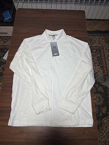 Спортивные костюмы: Продам все вещи которые на фото за 5000 сом есть новые вещи с биркой — 3