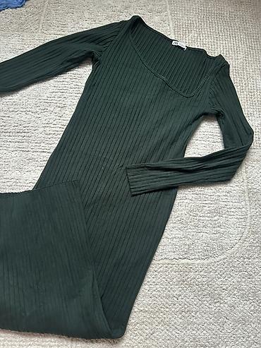 Другая женская одежда: Набор женской одежды (4 предмета) 1) Жакет в тонкую вертикальную — 2