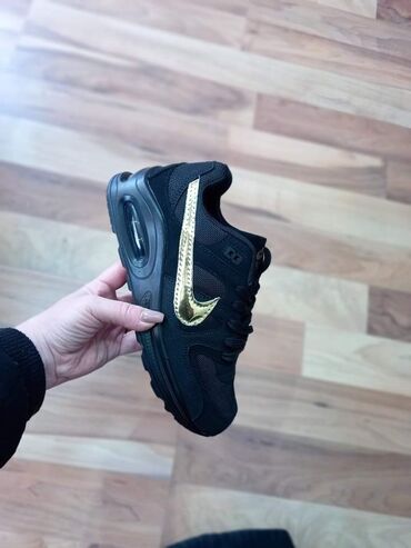 Women's Sneakers and athletic shoes: 41 — 20