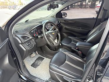 Chevrolet: Chevrolet Spark: 2020 г., 1 л, Вариатор, Бензин, Хэтчбэк — 22